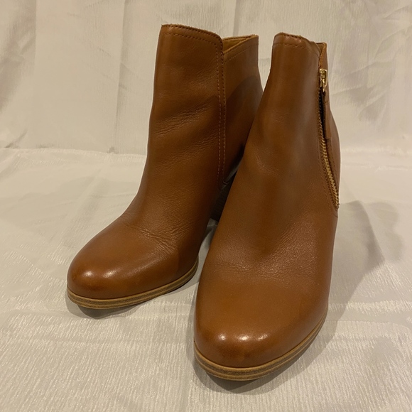 Aldo Shoes - Aldo women's ankle booties US size 9